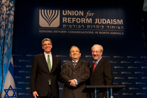Rabbis Jacobs (l), Yoffie (r) and Ehud Barak